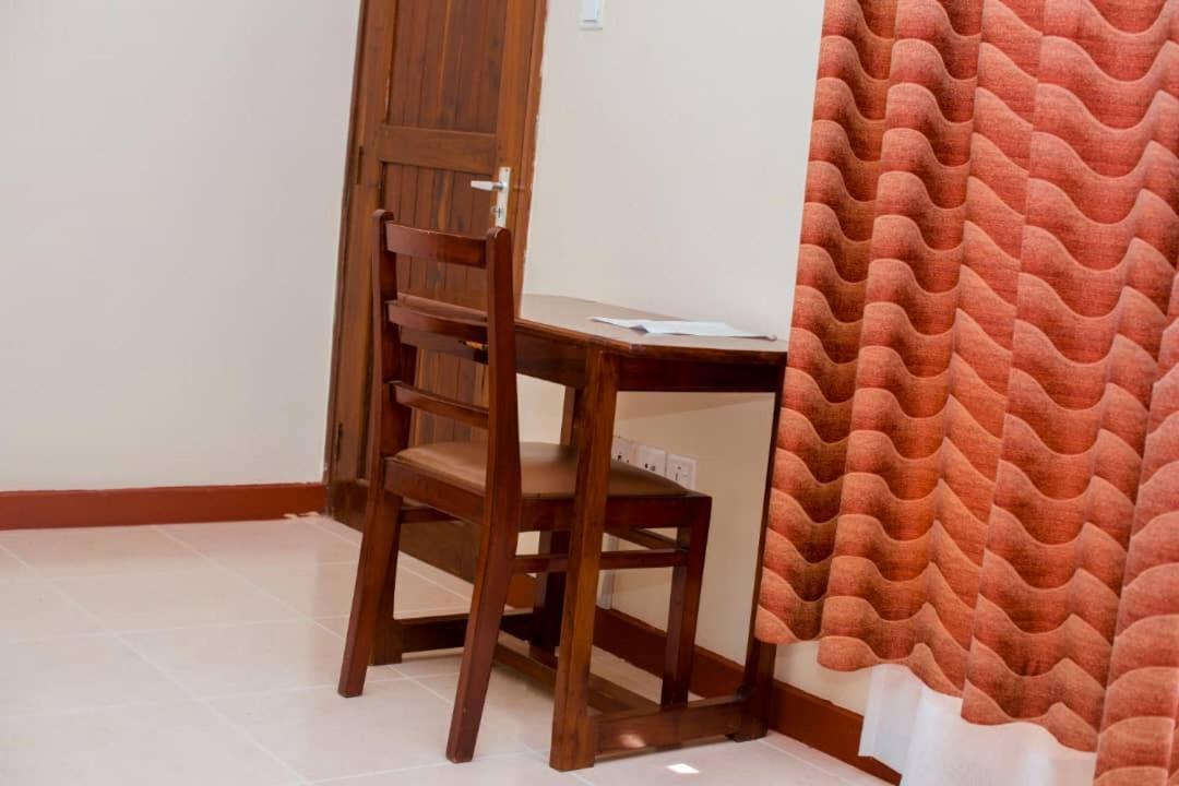 Kilimanjaro Crane Hotel Moshi Kültér fotó
