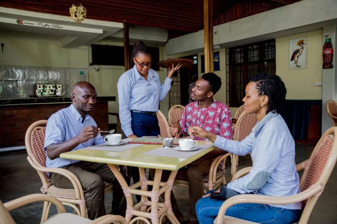 Kilimanjaro Crane Hotel Moshi Kültér fotó