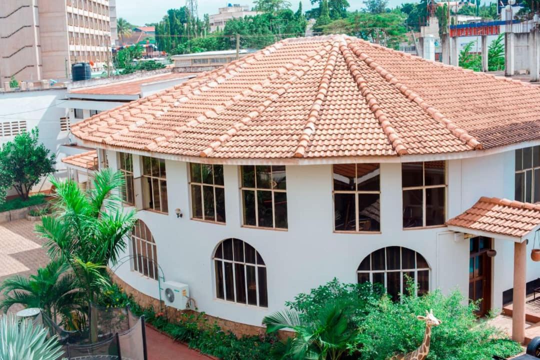 Kilimanjaro Crane Hotel Moshi Kültér fotó