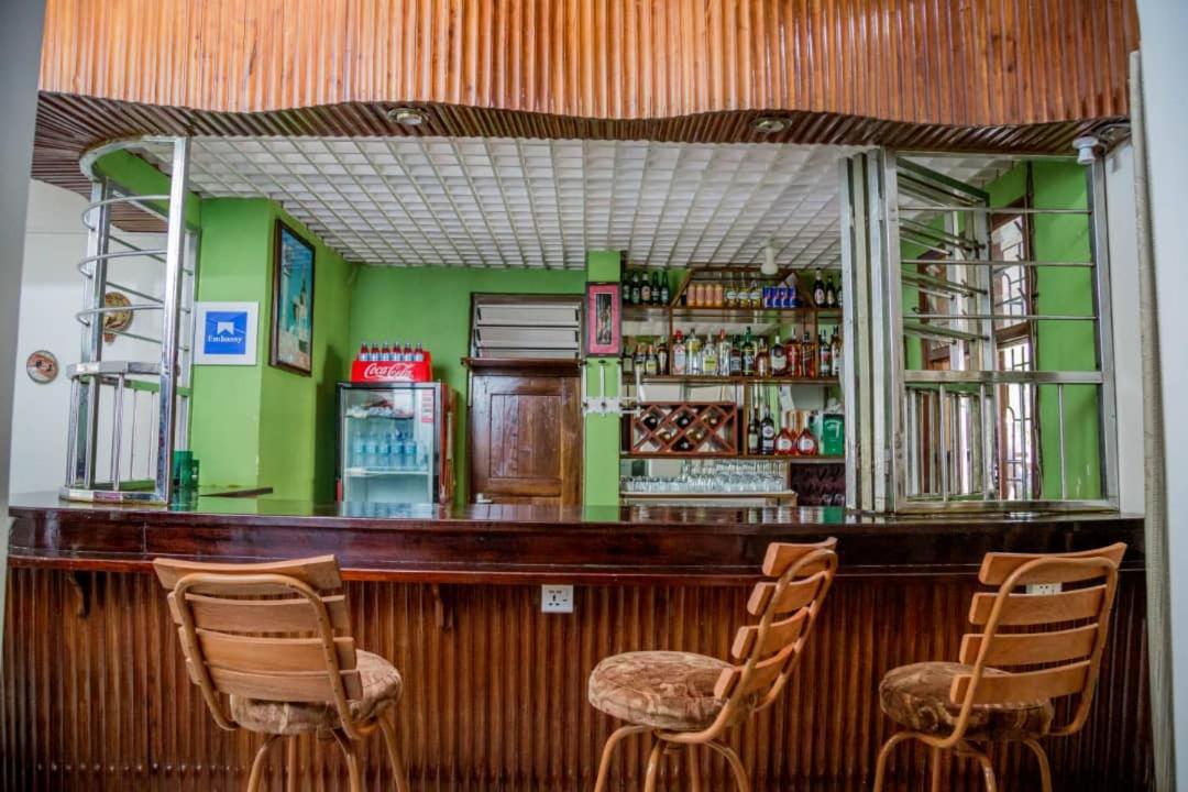 Kilimanjaro Crane Hotel Moshi Kültér fotó
